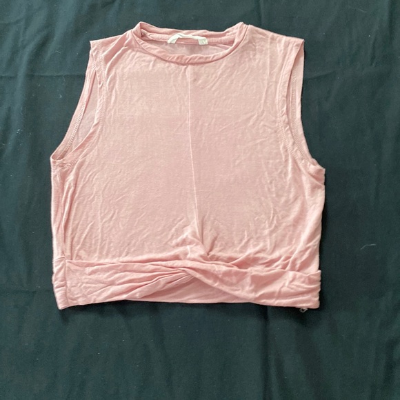 4/25$ pink crop top - Picture 1 of 2